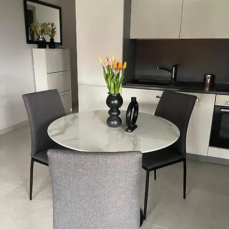 Apartament Relax With Parking
