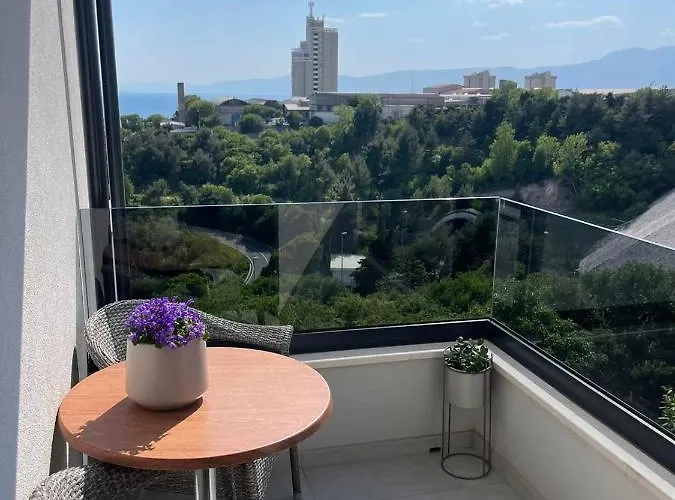 Relax With Parking Διαμέρισμα Ριέκα
