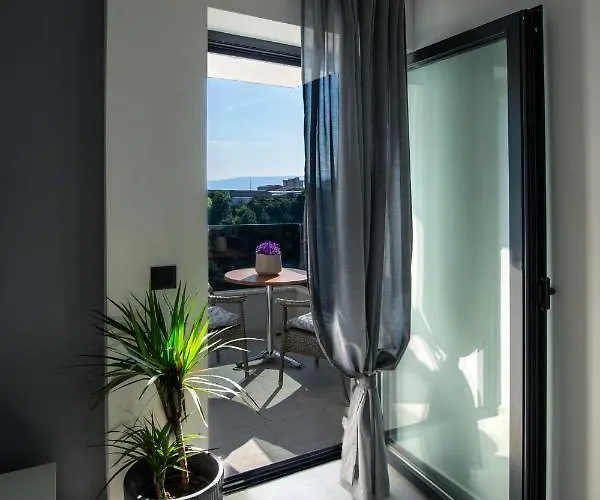 Relax With Parking * Ριέκα