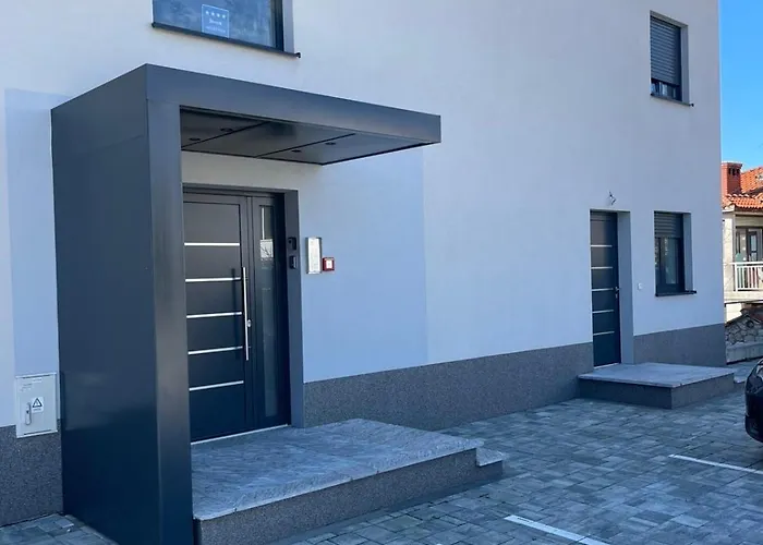 Διαμέρισμα Relax With Parking